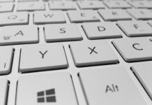 Ile czasu schnie guma w sprayu?